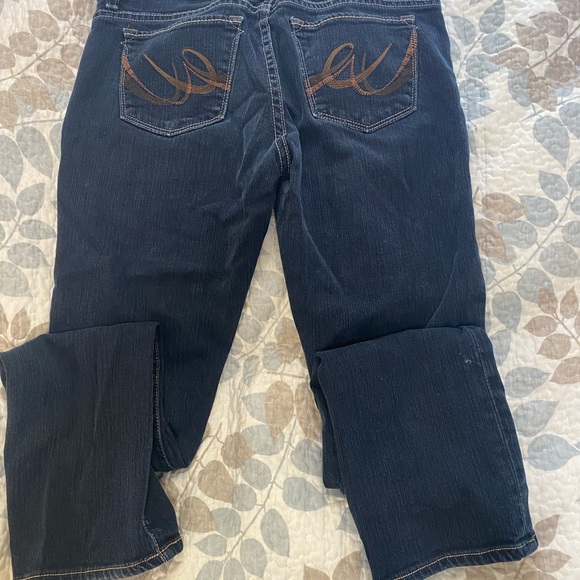 Ladies X-2 Denim pocketed blue Jeans - Picture 9 of 9